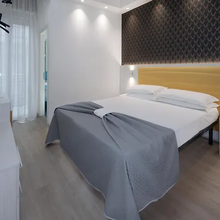 Hotel Eiffel Rimini Exterior photo